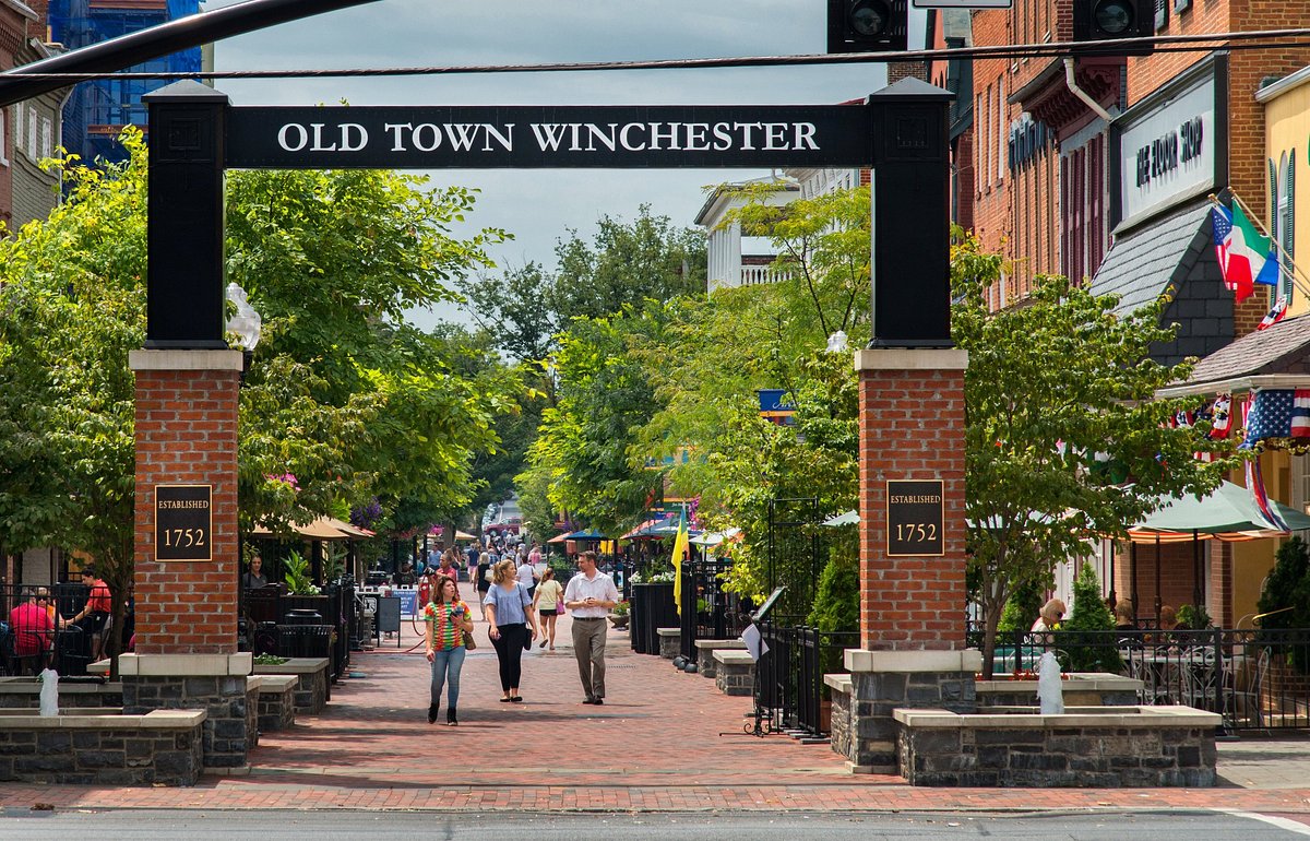 Old Town Winchester Walking Mall, Winchester VA