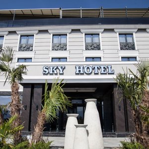 Hotel Sky