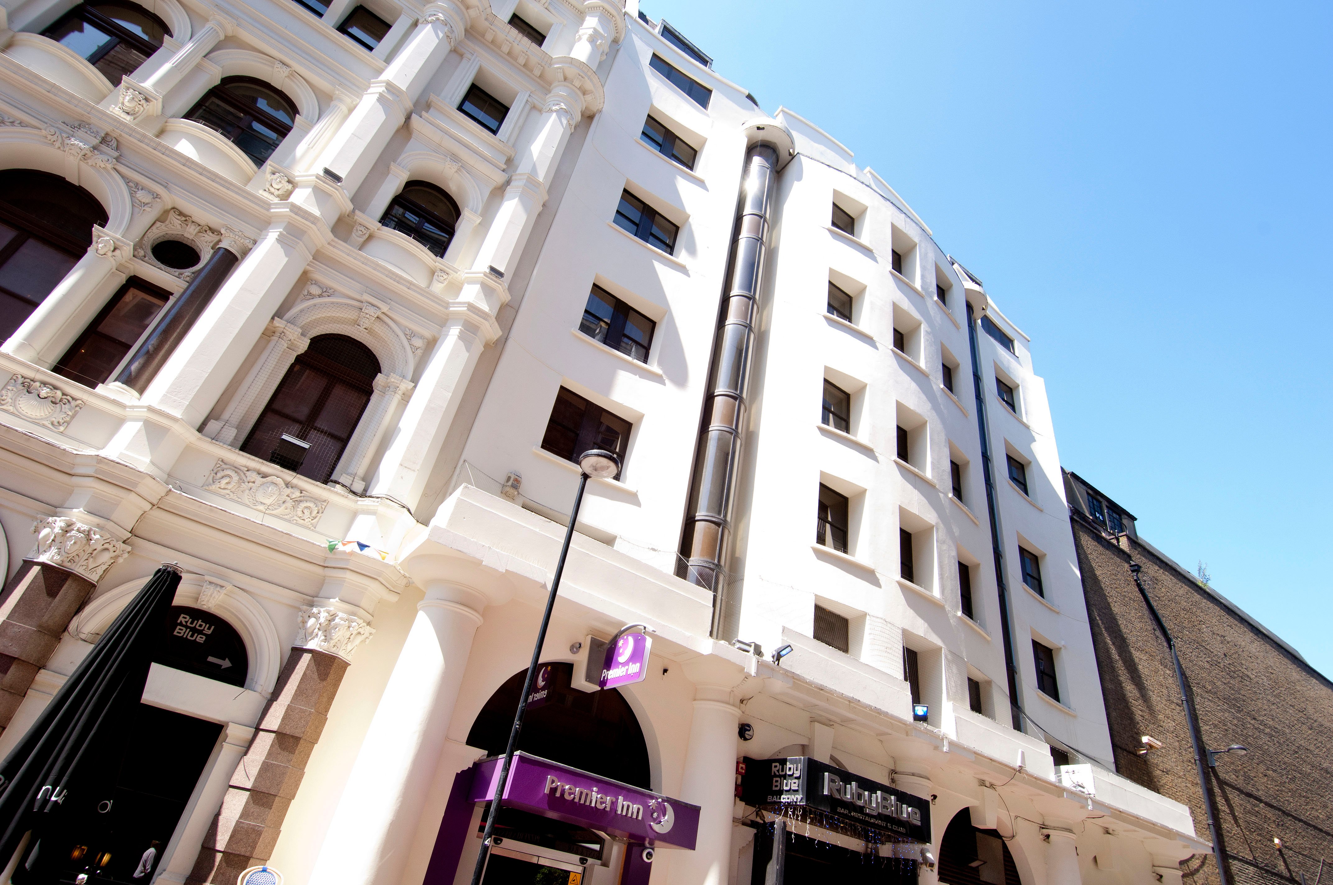 Premier Inn London Leicester Square Hotel England UPDATED 2024