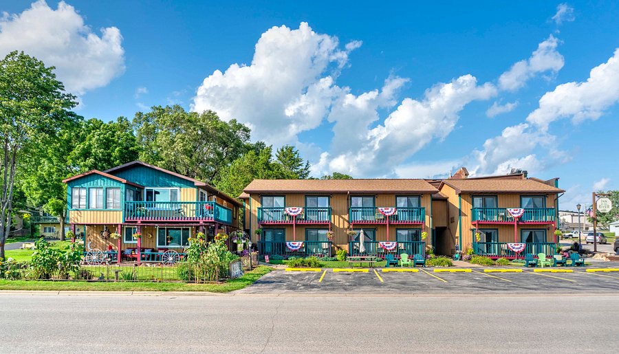 INN ON THE RIVER - Prices & Motel Reviews (Trempealeau, WI)