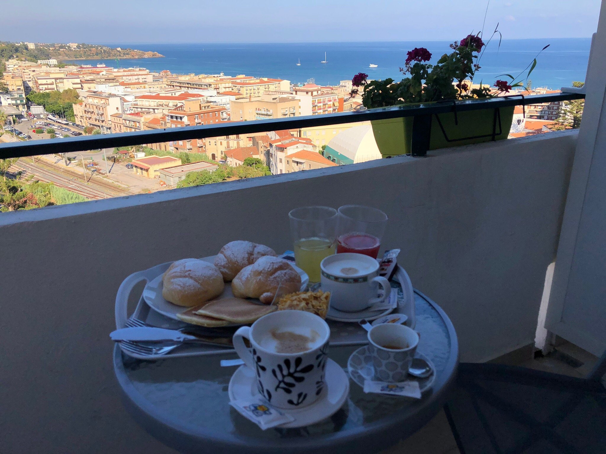 B&B PANORAMA - Updated 2024 Prices & Specialty B&B Reviews (Cefalu, Sicily)