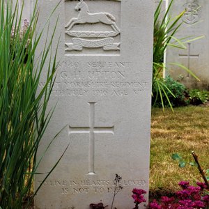 Le Touret Military Cemetery and Memorial (Richebourg) - Tripadvisor