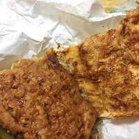 Horrible experiencia en esta cadena de lugares de comida rápida! Me salió un pelo en el sanduche y cuando fui a reclamarpelo en el sanduche