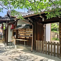 彌勒院(みろくいん)。