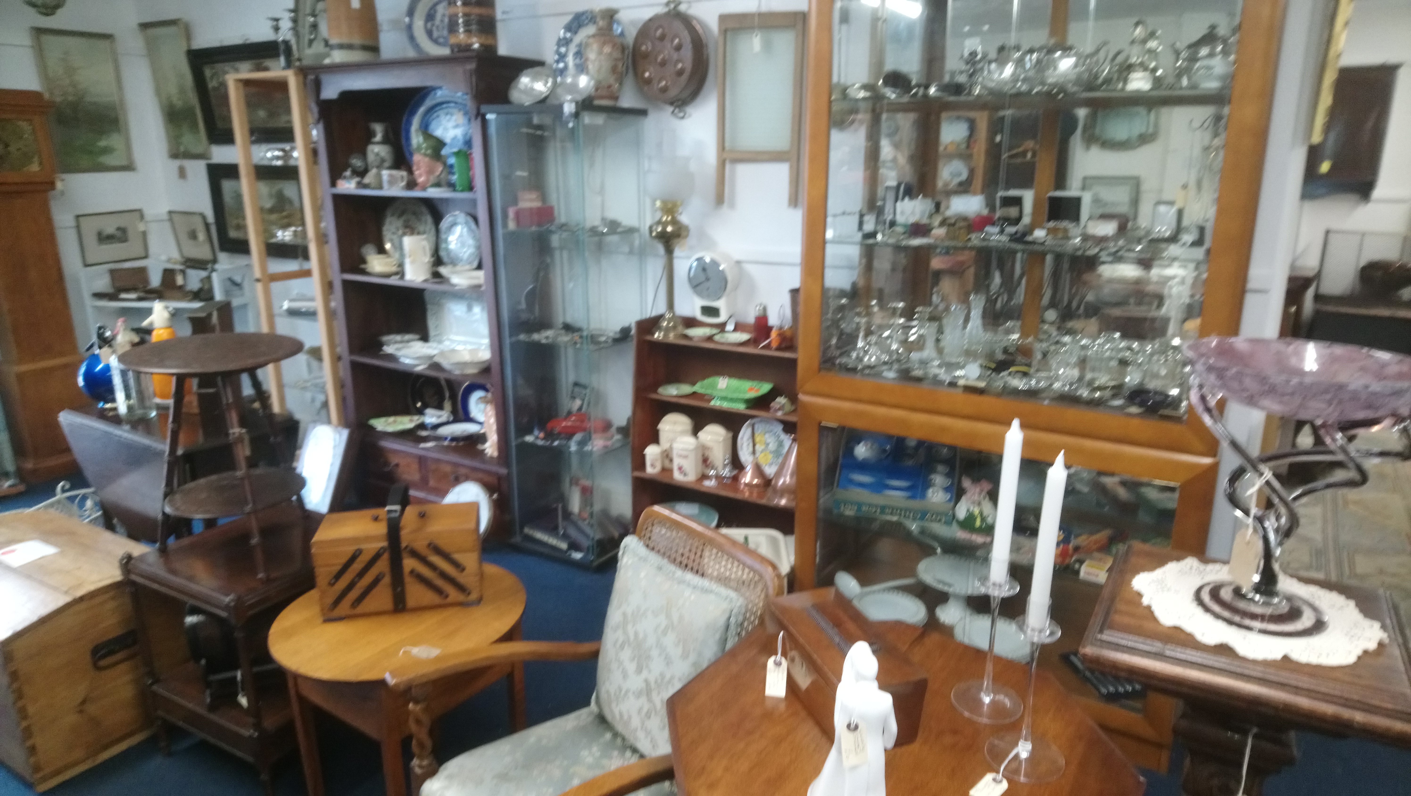 Places that buy antique online furniture near me