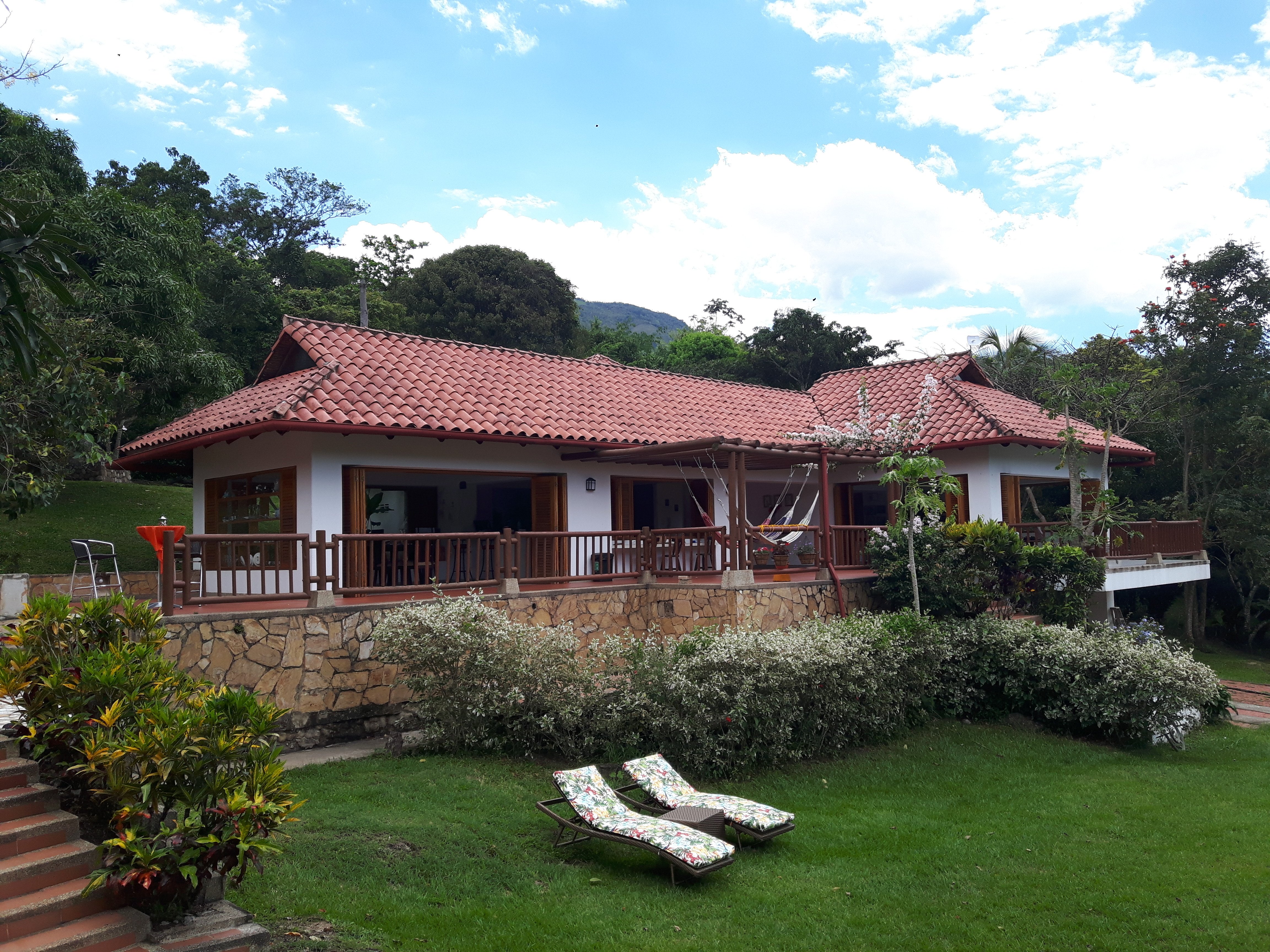 CASA CAMPESTRE EL PARAISO (Villeta, Colombia) - Opiniones Y Comentarios ...