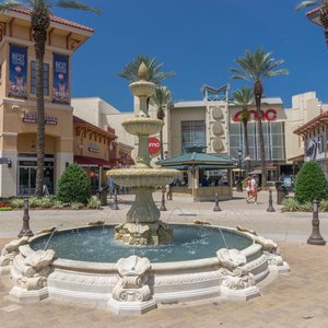 Silver Sands Premium Outlets (Destin) - All You Need to Know BEFORE You Go