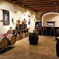 Inside the Caveau