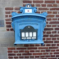 de oude stadhuis brievenbus