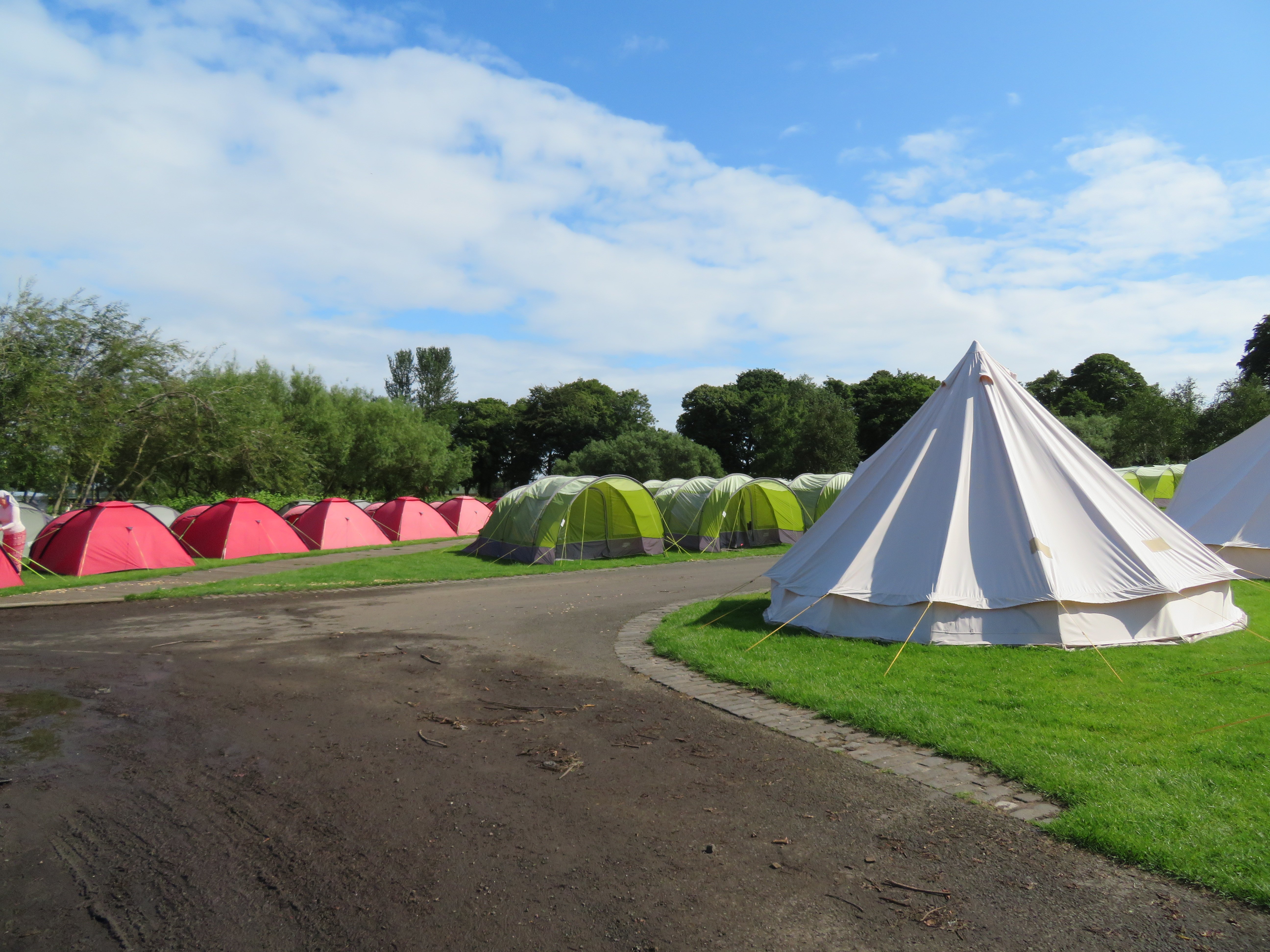 EDINBURGH FESTIVAL CAMPING Updated Edinburgh Festival Camping in Ingliston