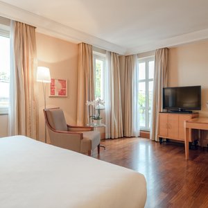 Capo D'Africa Hotel – Colosseo in Rome, image may contain: City, Villa, Condo, Neighborhood
