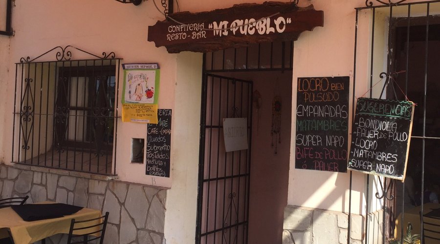 Best empanadas in Salta.  Ask for Gerardo the Owner he will give you the best choices of the day in food and in my opinion the best empanadas in Argentina. Wow they are amazing. Try it!!