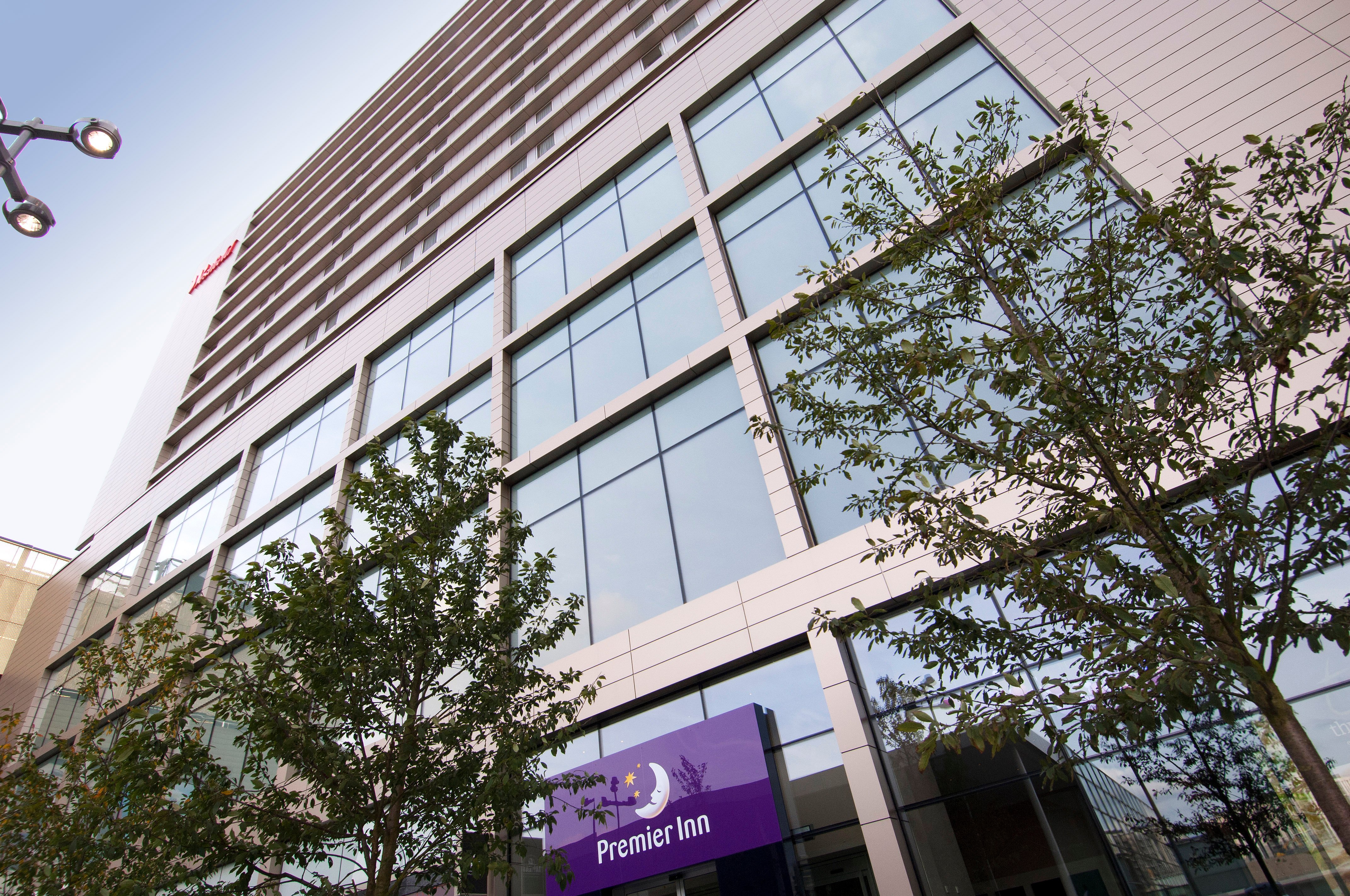 PREMIER INN LONDON STRATFORD HOTEL Updated 2024 Stratford City