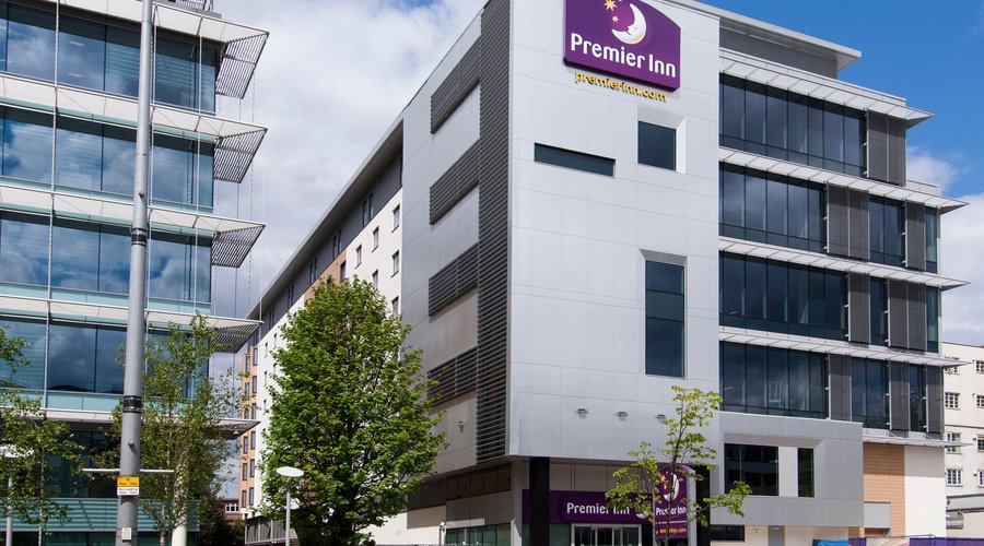 Premier Inn London Ealing hotel exterior