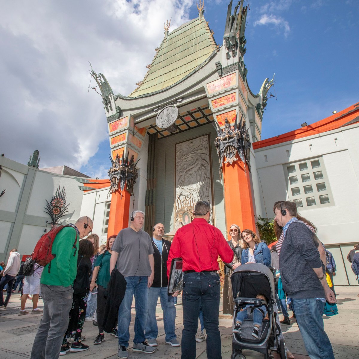 Red Line Tours - Los Angeles Tours & Experiences - The Frolic Room