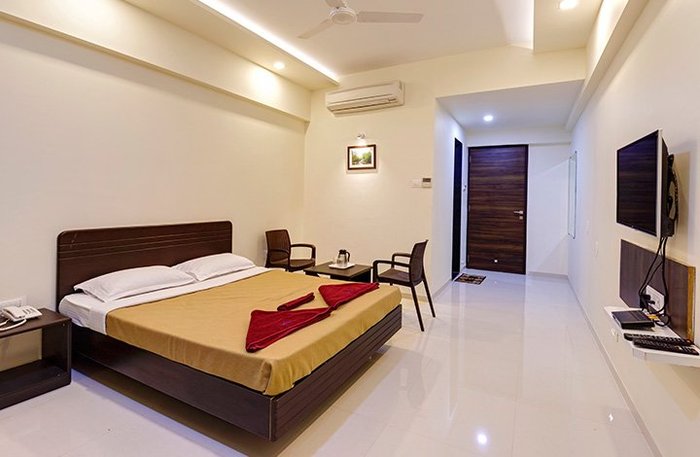 GALAXY INN - Prices & Hotel Reviews (Kolhapur, Maharashtra)