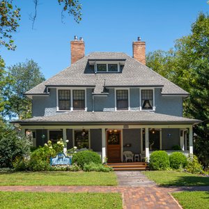 New paint colors for the Carolina Bed & Breakfast