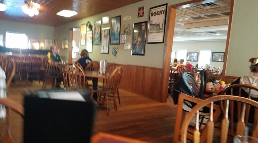 Village Pizzeria Of Amery