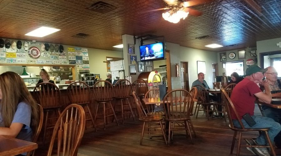 Village Pizzeria Of Amery