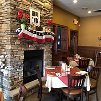 River House Restaurant - back dining room