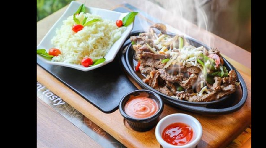 This is a delicious food which is clean and healthy from pizza plus  