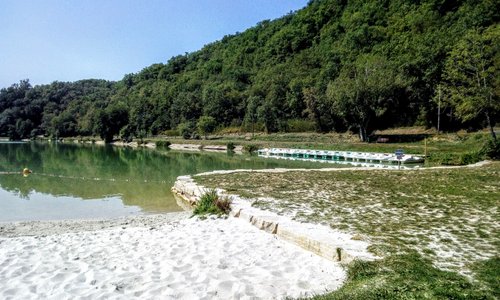 Lac Vert de Catus dans le Lot