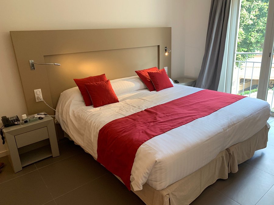 french couple amateur hotel