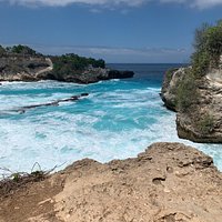 Blue Lagoon Cliff Jump (Nusa Ceningan): All You Need to Know