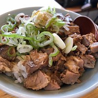 ミニチャーシュー丼