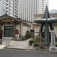 本堂と鐘楼