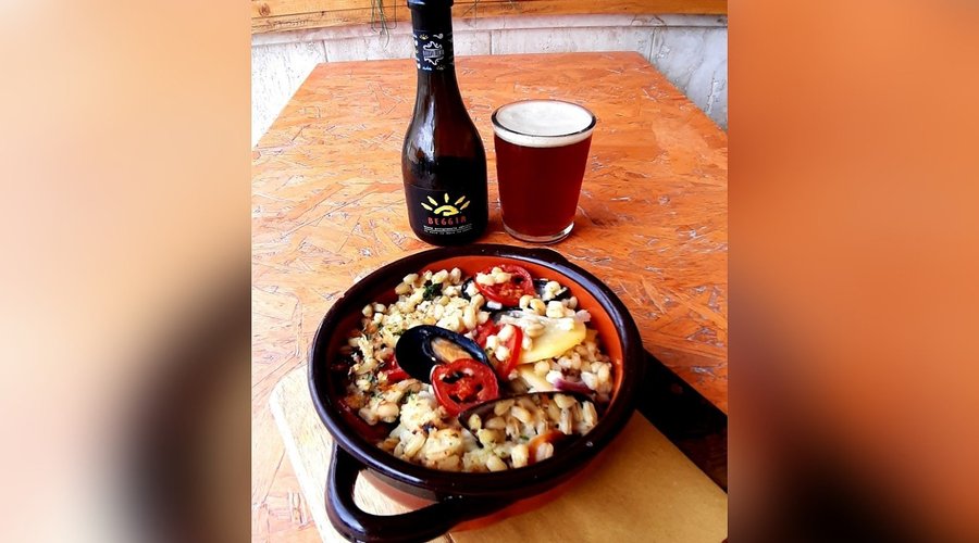 ☀️ Da Gino sforziamo la Tradizione!!!☀️ *GRANO COZZE E PATATE*
˙
Troverai anche una vasta scelta di birre artigianali, km 0. *BirraSalento BEGGIA, Leverano*
˙
˙
Vieni a trovarci, a Torre San Giovanni, marina di Ugento
Corso Uxentum, 32