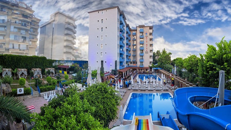 club big blue suite hotel 52 6 7