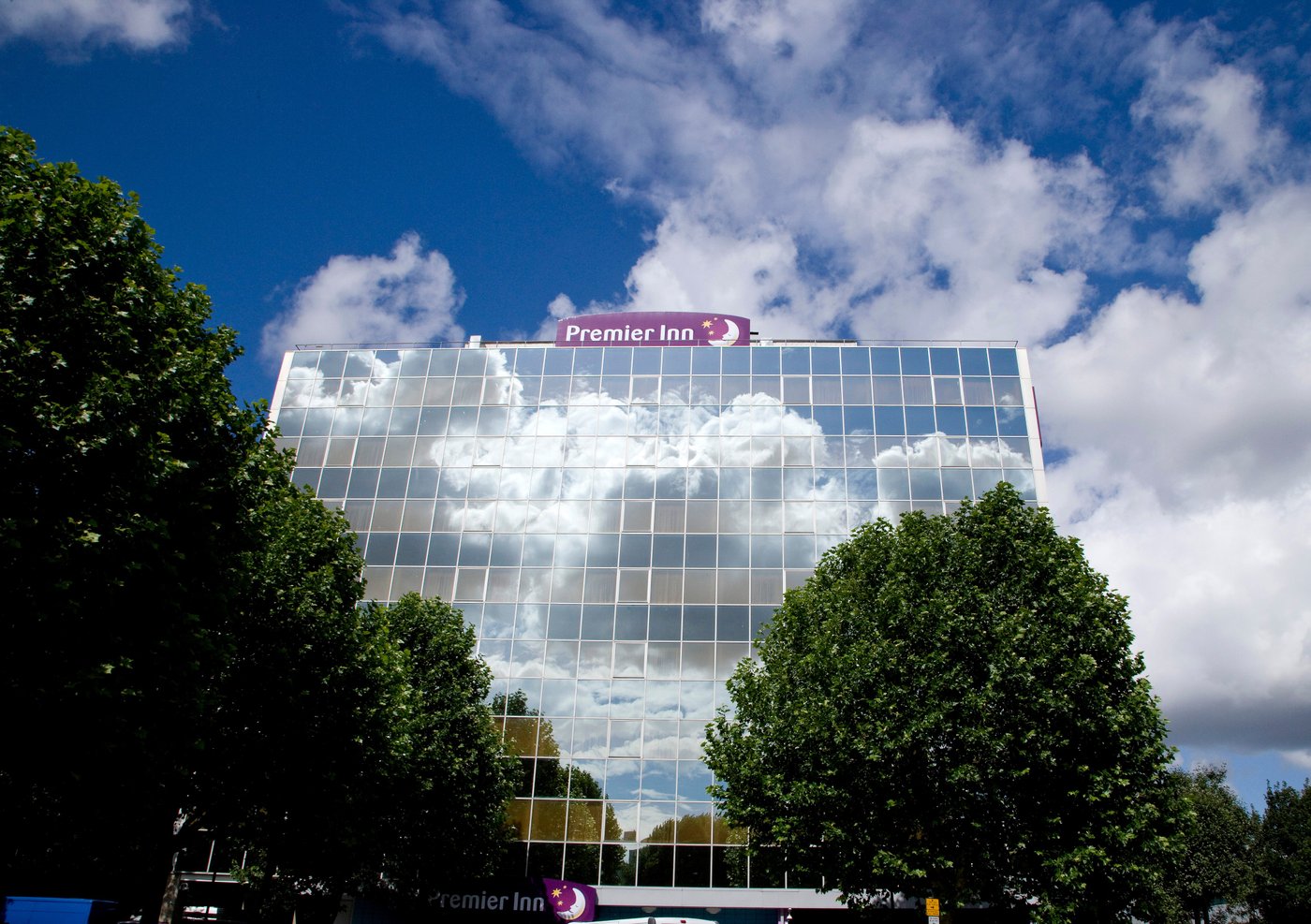 PREMIER INN LONDON WEMBLEY PARK HOTEL Updated 2024 Reviews, Photos