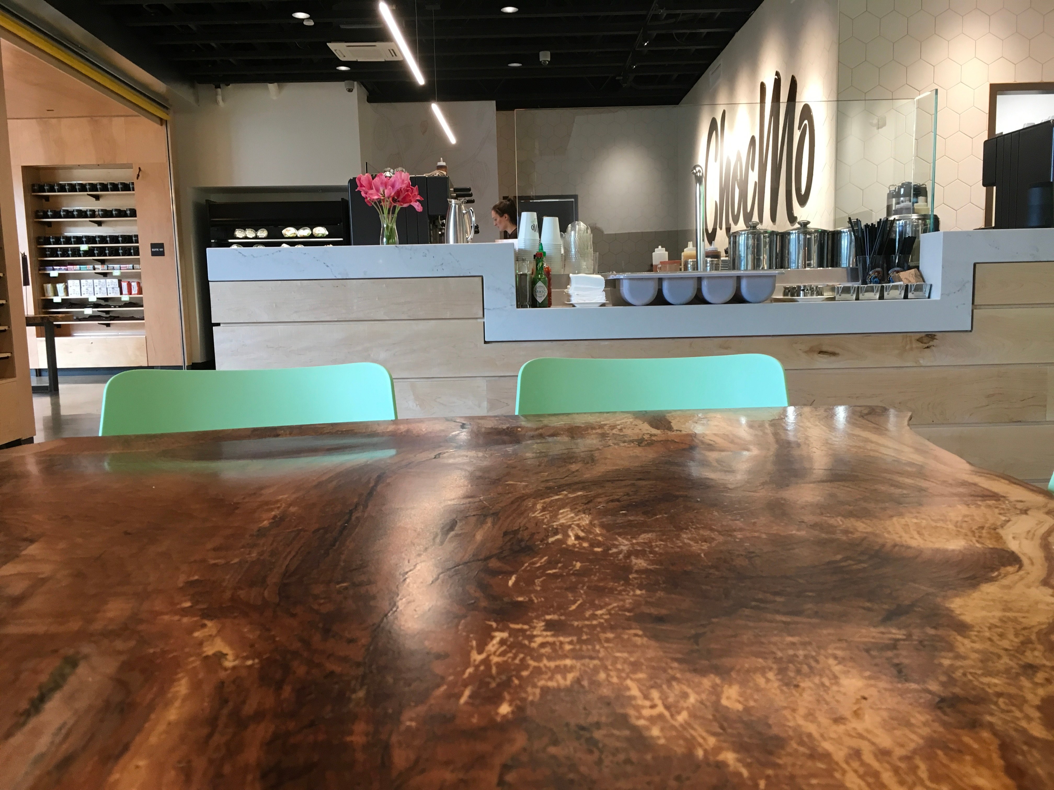 chocmo様 CHOCMO CHOCOLATIER & CAFÉ, Poulsbo - Restaurant Reviews