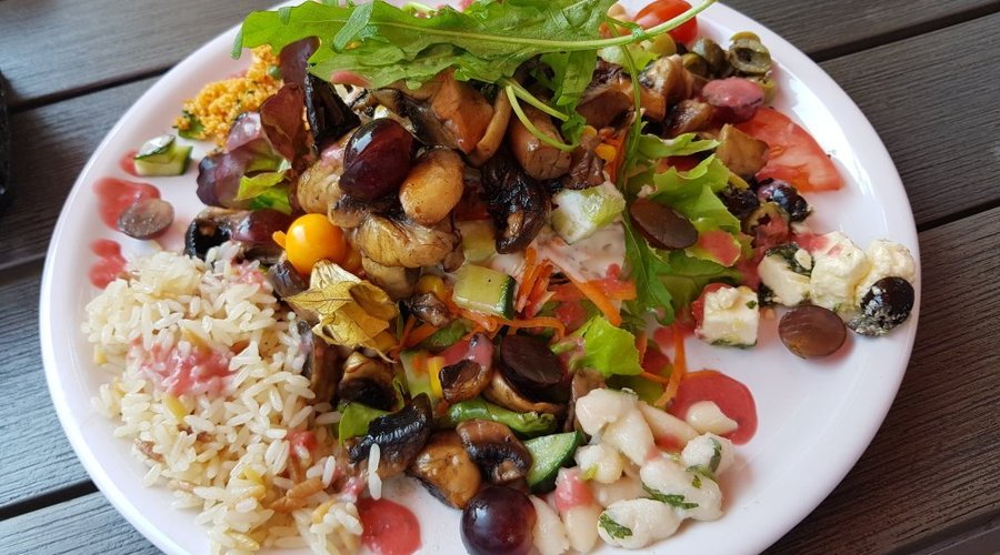 Nußlocher Salat