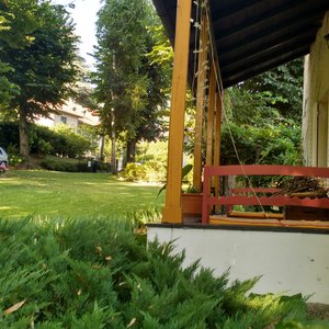 Parte del giardino e parcheggio