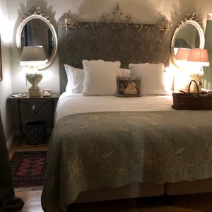 Beautiful, feminine bedrooms
