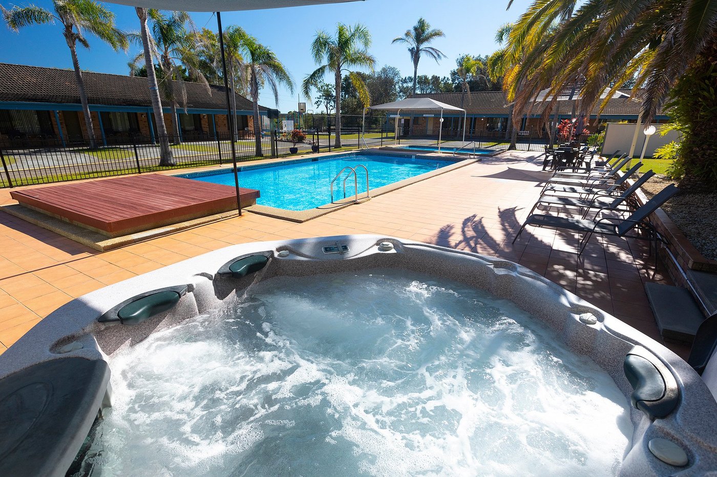 SEASHELLS BEACHFRONT RESORT Prices & Hotel Reviews (Diamond Beach, Australia)