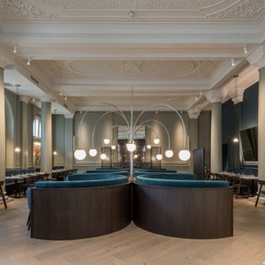 The Clermont, Victoria in London