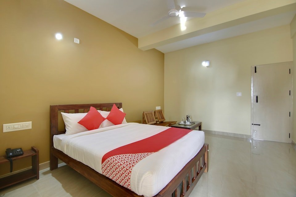 OYO 26718 THE MAYURA RESIDENCY - Hotel Reviews (Ulugulli, India)