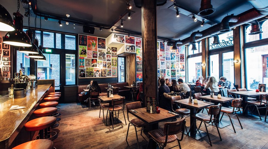 Hostel Bar/Restaurant - Belushi's