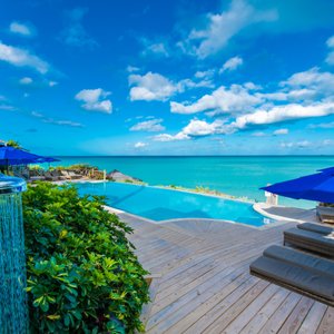 Cocobay Main Infinity Pool