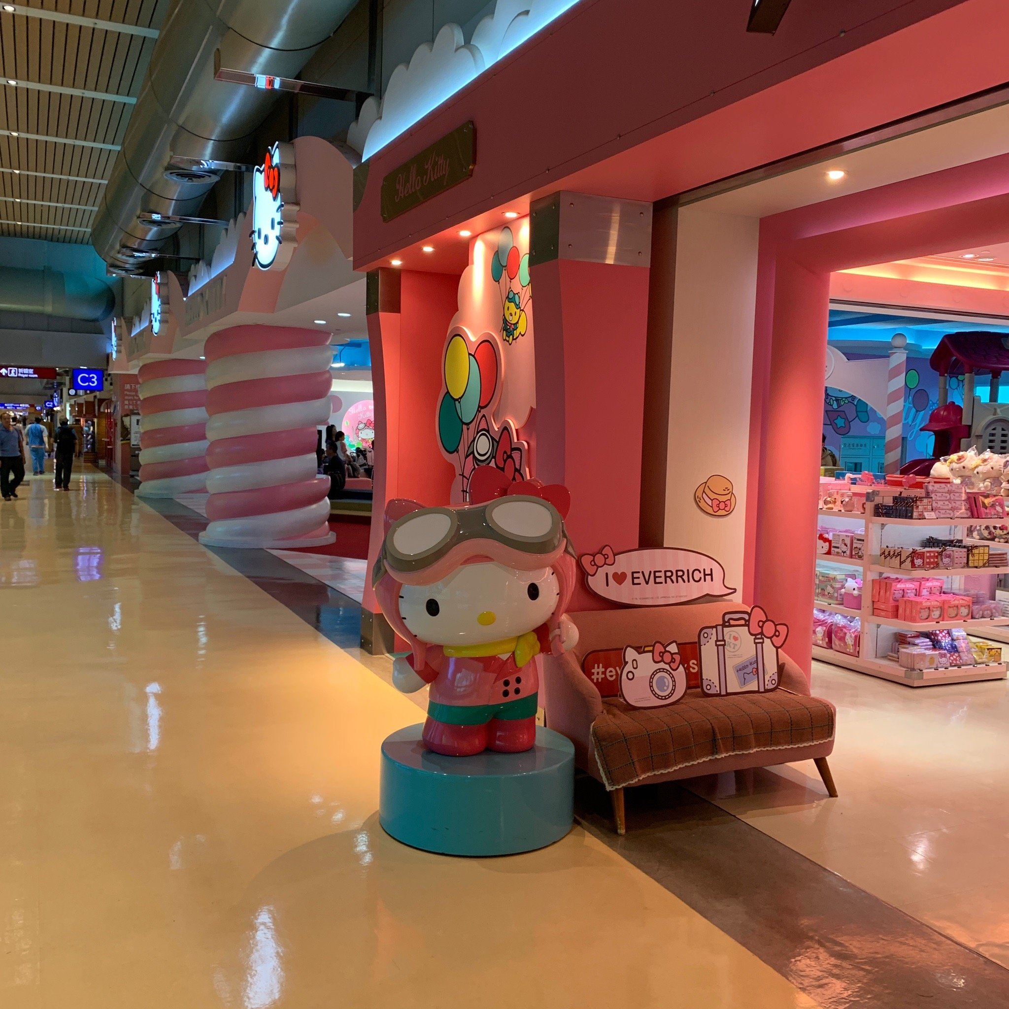 Hello Kitty Gift Gate All You Need to Know BEFORE You Go 2024