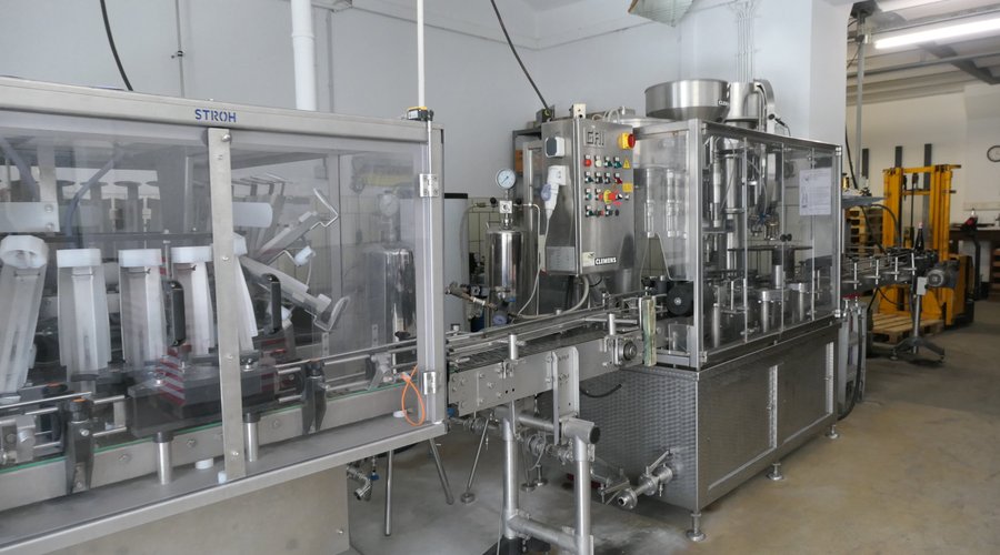 Fermenting and bottling equipment