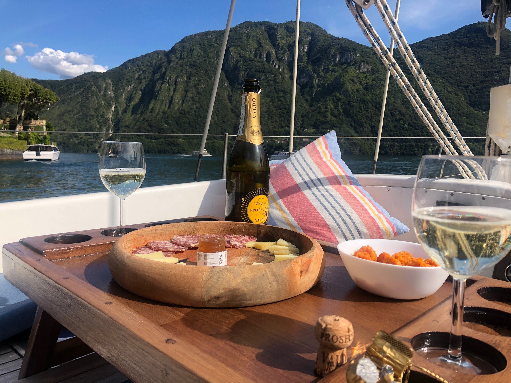 Bellagio Yacht Experience - All You Need to Know BEFORE You Go