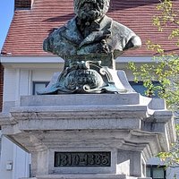 Adolphe Leray Fountain