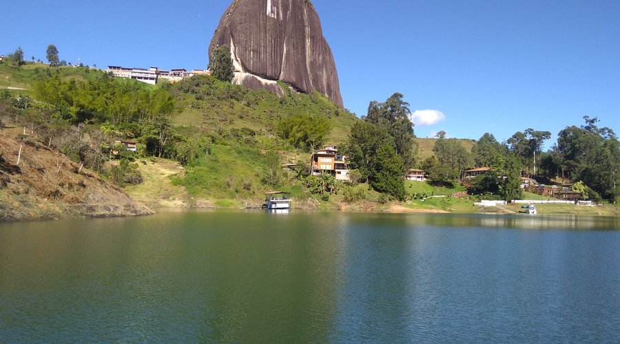 Embalse Peñol Guatapé