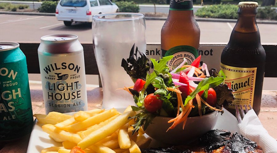 Come and enjoy a drink on our balcony, with or without a meal!