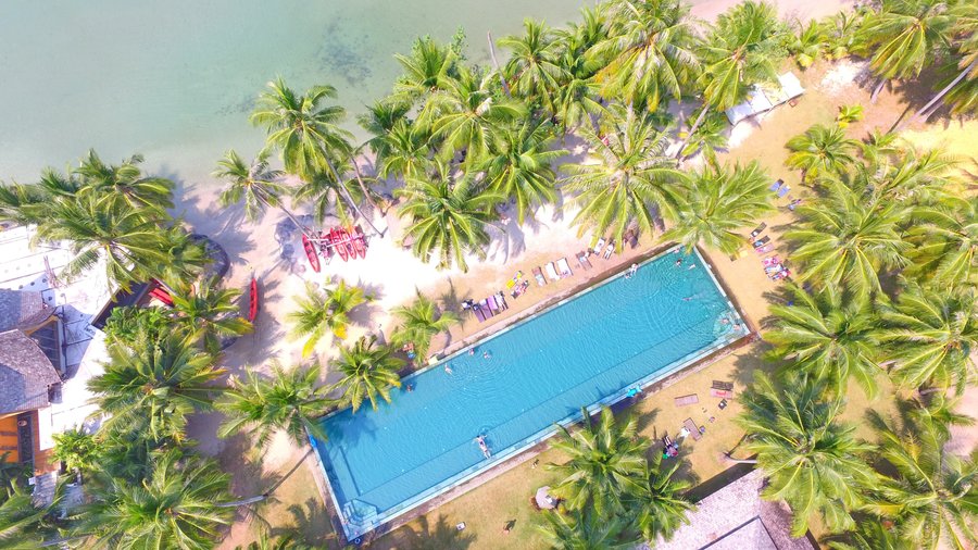 Pool and beach area Koh Chang