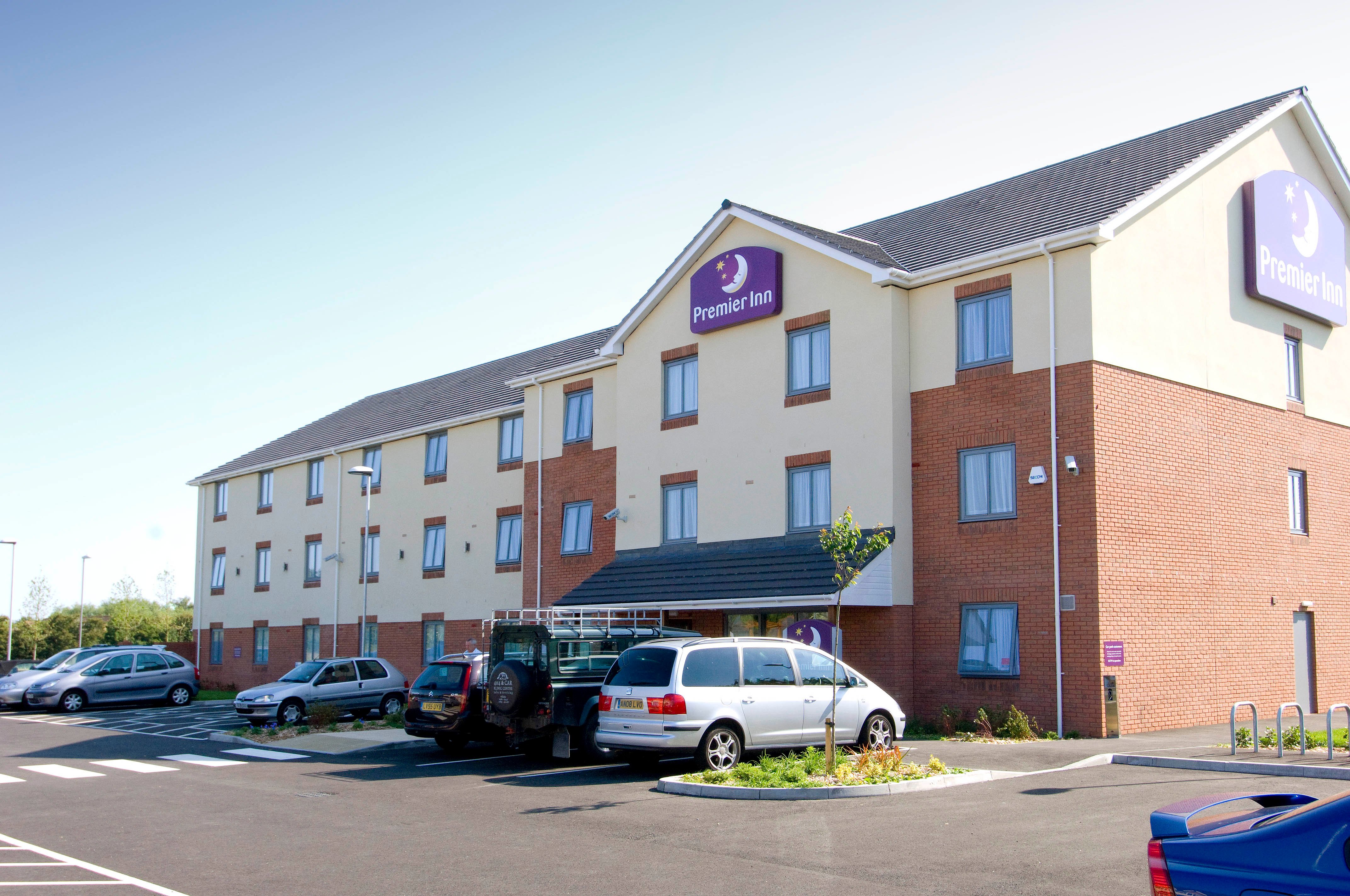 PREMIER INN HERNE BAY HOTEL (Kent) - Hotel Reviews, Photos, Rate ...